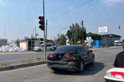 Osmaniye’de iki otomobil çarpıştı: 3 yaralı