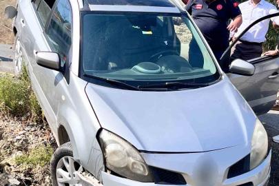 Osmaniye’de otomobil yol kenarına devrildi: 1 yaralı