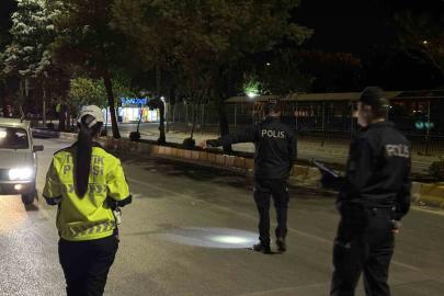 Polis ekiplerinin huzur ve güvenlik uygulamaları aralıksız sürüyor