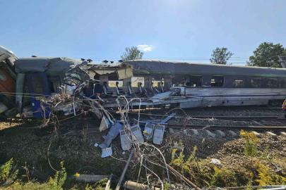 Polonya’da beton mikseri trene çarptı: 1 ölü, 20 yaralı