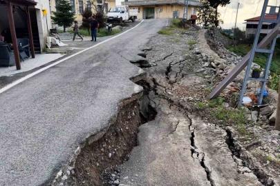 Rize’de heyelan sonrası mahalle sakini korku dolu anları anlattı: "Bir anda her şey bitti, yavaş yavaş sine sine battı buralar"