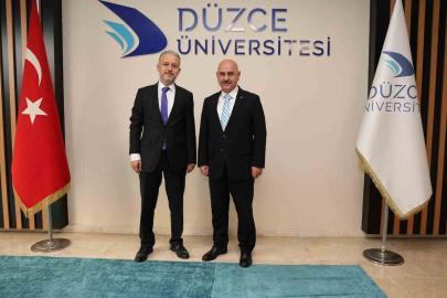 Sağlık Müdürü Yılmaz’dan Rektör Nedim Sözbir’e tebrik