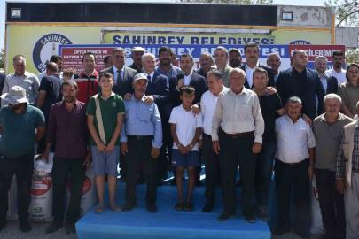 Şahinbey’den çitçilere 2 bin ton gübre desteği