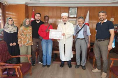 Samsun’a gelin olan Kenyalı ‘Kosgei’ Müslüman oldu, ’Sıla’ ismini aldı
