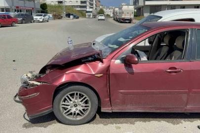 Samsun’da otomobil ile hafif ticari araç çarpıştı: 2 yaralı