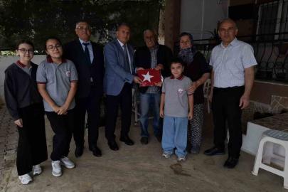 Sarıgöl’de şehit ailesine vefa ziyareti