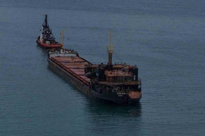 Savaşın izlerini taşıyan VOLGA-4007 isimli gemi Trabzon açıklarında