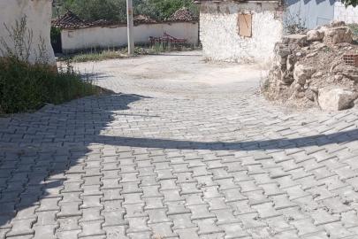 Şehzadeler’de parke taş döşeme çalışmalarında yüzde 95 tamamlandı