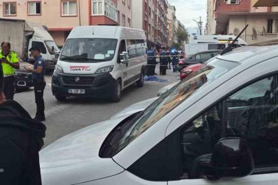 Servis minibüsünün çarptığı 6 yaşındaki çocuk hayatını kaybetti