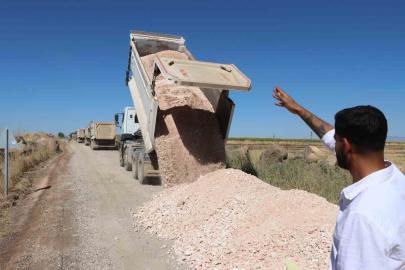Siverek ilçesi büyükşehir belediyesinin çalışmalarıyla rahat bir nefes alıyor