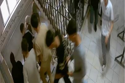 Siverek’te depremde yaşanan korku dolu anlar kamerada