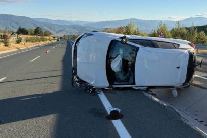 Su kanalına girerek takla atan otomobilin sürücüsü yaralandı