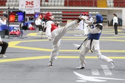 Taekwondo Doğu Grubu Müsabakaları Sivas’ta yapıldı