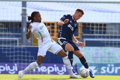 Trendyol Süper Lig: Kasımpaşa: 1 - Amed Sportif Faaliyetler: 0 (İlk yarı)