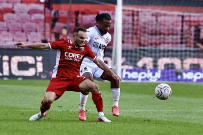 Trendyol Süper Lig: Samsunspor: 1 - Çorum FK: 3 (İlk yarı)