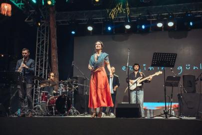Tuzla 3’üncü Mercan Caz Günleri coşkusu Ezginin Günlüğü’yle sona erdi: "Tuzla’da sanat, yeşil ve eğlence var"