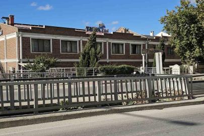 Ünlü iş adamının kaldığı otel odasında skandal