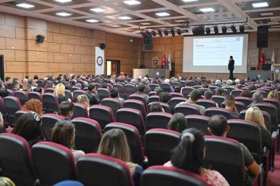 Uşak’ta okul bahçe görevlilerine güvenlik ve acil durum eğitimi verildi