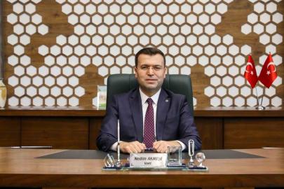Vali Akmeşe: "Çocuklarımızı sadece sınavlara değil, hayata hazırlıyoruz"