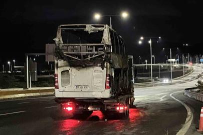 Yanan otobüste hayatını kaybedenlerin cesetleri Adli Tıp Kurumu’na kaldırıldı