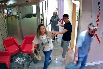 Yerel televizyon çalışanlarının deprem paniği kamerada