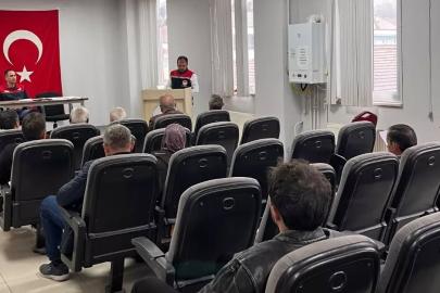 Yığılca’da kanatlı yetiştiricilerine yönetmelik bilgilendirmesi
