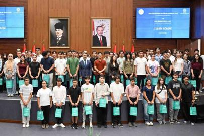 YKS Türkiye 19’uncusu başarıya giden süreci anlattı