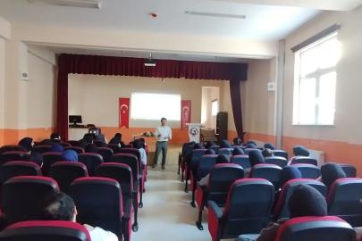 12. sınıf öğrencilerine YKS ve tercih süreci anlatıldı