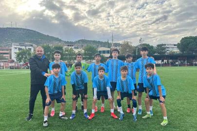 1299 Bilecik Spor Kulübü hazırlık maçında gol oldu yağdı