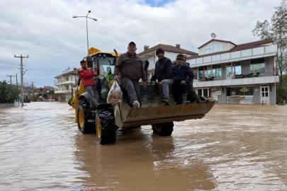 5 ayda dördüncü kez sular altında kalan mahallede günlük hayat sıkıntılı hale geliyor