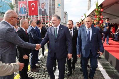 AK Parti İzmir İl Başkanı Saygılı: "Cumhuriyet hepimizin ortak emaneti, Türkiye hepimizin ortak geleceğidir"