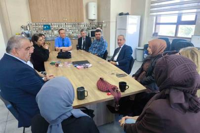Akbaş Safranbolu’da öğretmenlerin sorunlarını dinledi