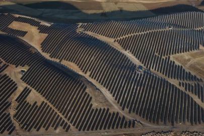 Aksa Enerji, Kırşehir Alıç Depolamalı GES’te ticari üretim başladı