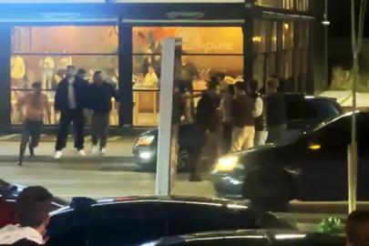 Aksaray’da gençlerin trafik kavgası kamerada