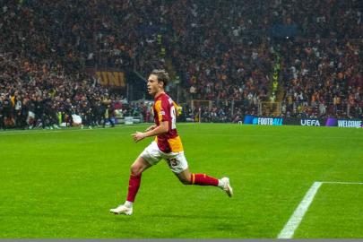 Aleksey Batrakov, ilk golünü Barcelona’ya karşı attı