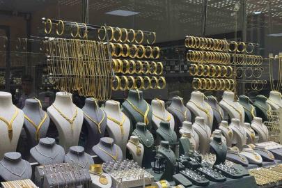 Altındaki sert düşüş vatandaşı küstürdü: Yatırımcı beklemede