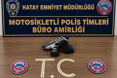 Antakya’da 119 uyuşturucu hap ve kurusıkı tabanca ele geçirildi