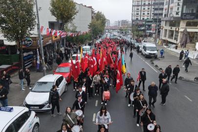 Arnavutköy’de Cumhuriyet coşkusu 7’den 70’e tören ve etkinliklerle kutlandı