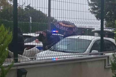 Avcılar’da okul önünde trafik tartışması, öğrenci velisi ayağından vuruldu
