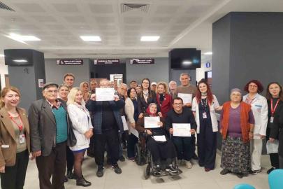 Aydın’da 18 diyabet hastası eğitimlerini tamamlayıp sertifika aldı