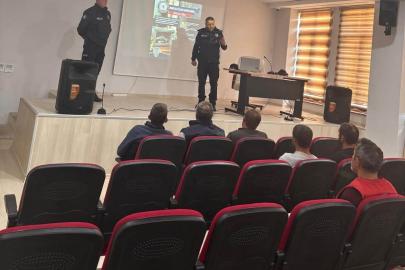 Aydıntepe’de ruhsatlı silah sahiplerine güvenli kullanım eğitimi verildi
