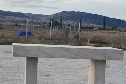 Babasından miras kalan tarlayı mezarlık için bağışladı, ilk defnedilen annesi oldu