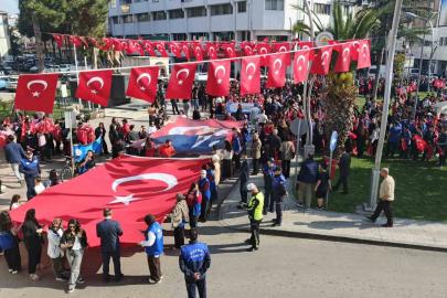 Bafra’da "Cumhuriyet Yürüyüşü"