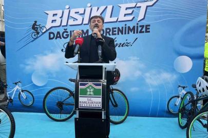 Bahçelievler’de 100 çocuğa bisiklet dağıtım töreni