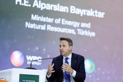 Bakan Bayraktar: "Geniş kapsamlı iş birliği sayesinde dünyada enerji piyasalarının ne kadar dayanıklı olduğunu gösterebiliriz"