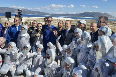 Bakan Kacır: "Uzay aracımızı 2027’nin ilk aylarında uzaya uğurlamayı öngörüyoruz"