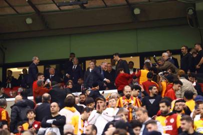 Bakan Osman Aşkın Bak, Galatasaray - Barcelona maçını izledi