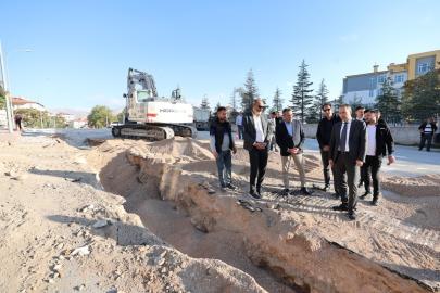 Başkan Özdemir Özbelde Mevkii’nde altyapı çalışmalarını yerinde inceledi