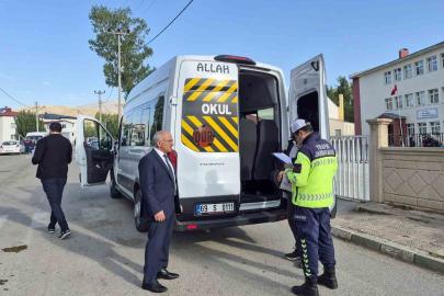 Bayburt’ta öğrenci servisleri denetlendi