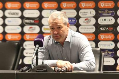 Bernd Storck: "Oyuncularımla sadece bir idman yapabildim"
